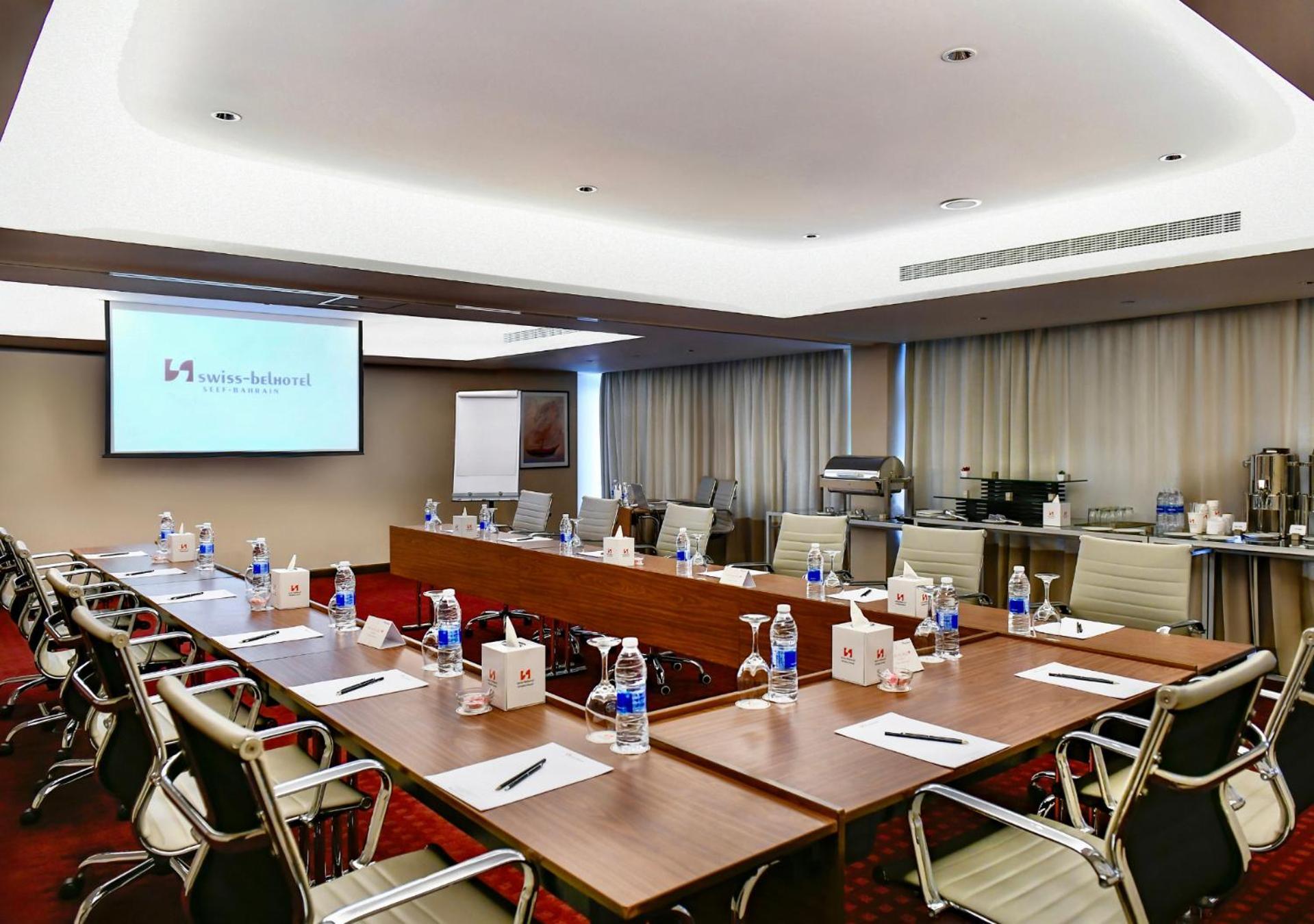 Swiss-Belhotel Seef Bahrain Manama Exterior foto